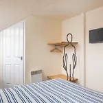 House ゲストハウス ウィットビー