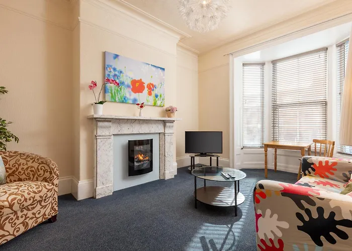 House ゲストハウス