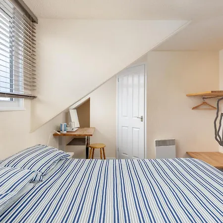 House 3*